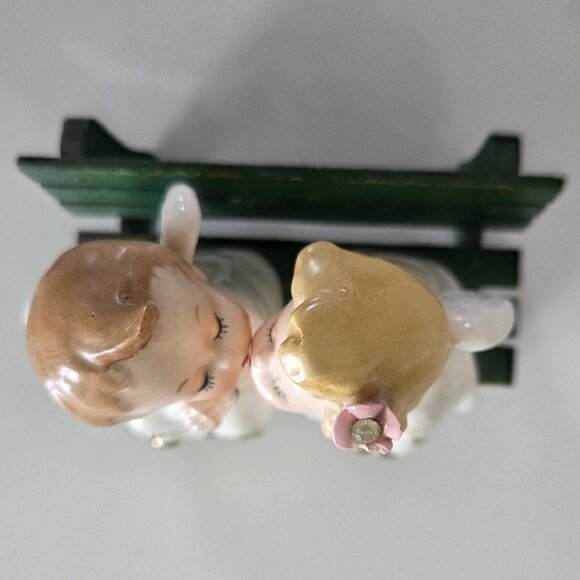 Vintage Kissing Angels - Picture 4 of 9